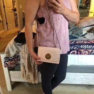 Kate Spade small crossbody-light pink!